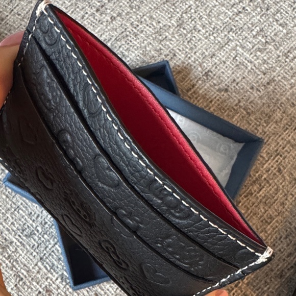 Hello Kitty x Maison de Sabre Card Holder - Picture 3 of 5